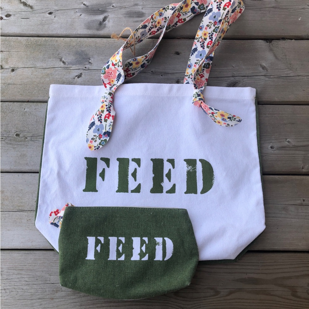FEED Clarins White Green Tote Bag Make Up Pouch Set Floral